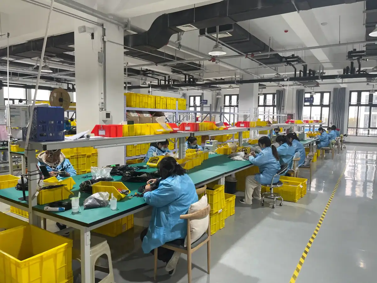 Nylon Sleeve pentru Cablaje: Ghid de Selecție și Protecție